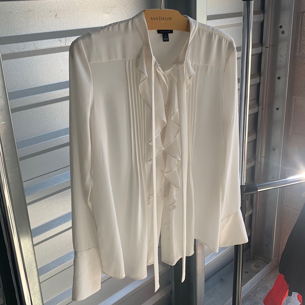 Ann Taylor cream ivory silk blouse